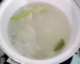 Foto langkah ke 3 dari resep Sup ayam sayap brokoli wortel.