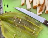 Foto del paso 2 de la receta: Chiles güerísimos entocinados