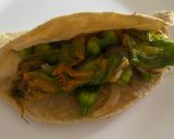 Foto del paso 3 de la receta: Acá las quecas! De flor de calabaza!