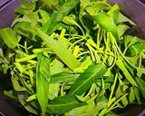 Foto langkah ke 2 dari resep Tumis Kangkung Jawa.