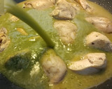 Foto del paso 3 de la receta: Pollo al cilantro🌺