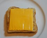 รูปขั้นตอนการทำที่ 1 ของ Egg Avocado Cheese Sandwich