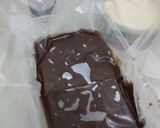 Foto langkah ke 3 dari resep Chocolate custard for breadpudding.