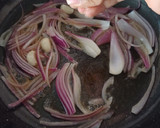 Foto del paso 4 de la receta: Puré de guisantes con menta y filete de hamburguesa