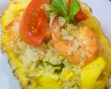 Foto langkah ke 5 dari resep Nasi goreng nanas thailand.