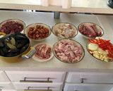 Foto del paso 1 de la receta: Discada de carnes con mejillones