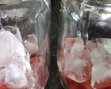 A picture of step 2 of Watermelon mocktail.