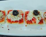 स्कवेर मीनी चीज़ पिज़्ज़ा बाईटस (mini pizza bieat recipe in hindi) रेसिपी चरण 3 फोटो