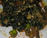 Foto del paso 6 de la receta Revuelto de espinacas y verduras con gambas
