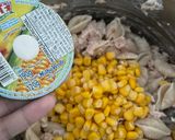 Foto del paso 5 de la receta: Pasta fría con atún y maíz 🌽