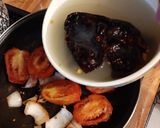 Foto del paso 2 de la receta: Bistec en salsa con chile pasilla