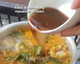 Foto langkah ke 3 dari resep Resep Sayur Asem Pedas Simpel dan Enak.
