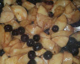 Foto del paso 3 de la receta: Crumble de arándanos y manzanas🍎