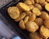 Foto del paso 2 de la receta: Papines a la provenzal