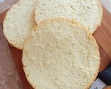 A picture of step 4 of Basic Vanilla Sponge 😍😍.