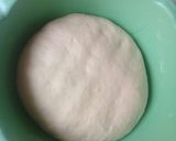 Foto langkah ke 1 dari resep Bakpao isi ayam & strawberry eggless.