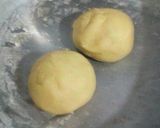 A picture of step 2 of Sweeten donuts.