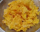 A picture of step 1 of Dry Murmura Bhel.