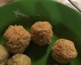 Foto langkah ke 7 dari resep Banana choco ball (Bolabola Pisang Coklat).