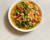 Foto langkah ke 5 dari resep Tumis Kangkung Tempe Hancur.