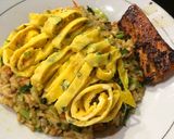 Foto langkah ke 5 dari resep Nasi Goreng Salmon.