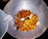 A picture of step 3 of Kaly chane ke kabab.