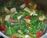 A picture of step 4 of Mixed Veggies & Tofu Soup.