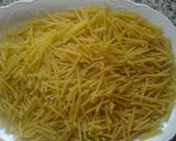 Foto del paso 3 de la receta: Fideos guisados con marisco 1º