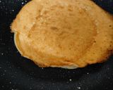 A picture of step 3 of Banana nutella pancakes🥞.