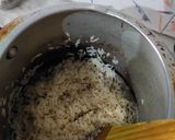 A picture of step 2 of Maa dal khichdi/ Black Urad dal khichdi.
