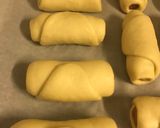 A picture of step 6 of Hotdog Bun.