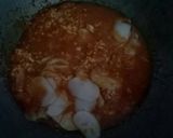 Foto langkah ke 8 dari resep Seblak Goreng Pedas Toping Baso dan Sosis.