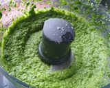 Une image de l'étape 2 de Pesto à l'ail des ours 😋.