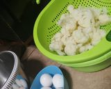Foto del paso 1 de la receta: Tortitas de coliflor lampreada con salsa de tomate