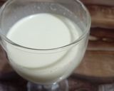 A picture of step 1 of Creamy coconut drink.