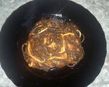 Foto del paso 6 de la receta: Espaguetis negros con gulas