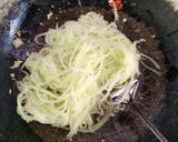 Foto langkah ke 3 dari resep Tumisan pepaya muda.