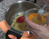 Foto del paso 5 de la receta: Buñuelos rellenos de crema pastelera