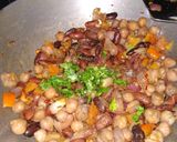 A picture of step 3 of Rajma Chhole Chaat.