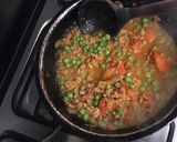 A picture of step 3 of Keema muttar.