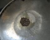A picture of step 1 of Aloo Poha / Kanda Poha.
