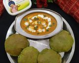 A picture of step 3 of Palak (Poori).