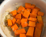 Foto del paso 1 de la receta: Arroz integral cremoso con calabaza