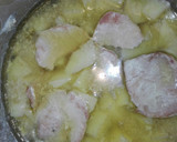 Foto del paso 3 de la receta: Cinta lomo de cerdo guisado con patatas