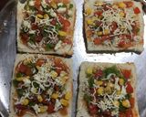 A picture of step 3 of Capsicum and Sweet Corn Toast.