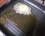 A picture of step 2 of Chicken grill tikka.