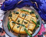 गुजराती स्पंजी बेसन खमन ढोकला (Gujarati spongy besan khaman dhokla recipe in Hindi) रेसिपी चरण 4 फोटो