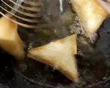 A picture of step 8 of Beef samosas.