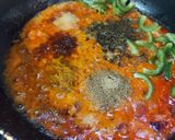 A picture of step 2 of Coconut Chicken Bharta.