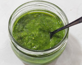 Foto del paso 3 de la receta: Salsa Pesto de Perejil 🌱